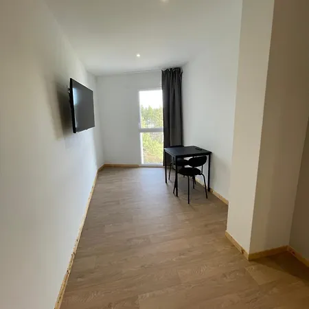 Le Salvador - Appart'Hotel De 18M2 A 44M2 La Talaudiere Exterior photo