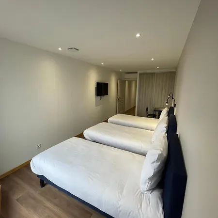 Le Salvador - Appart'Hotel De 18M2 A 44M2 La Talaudiere Exterior photo