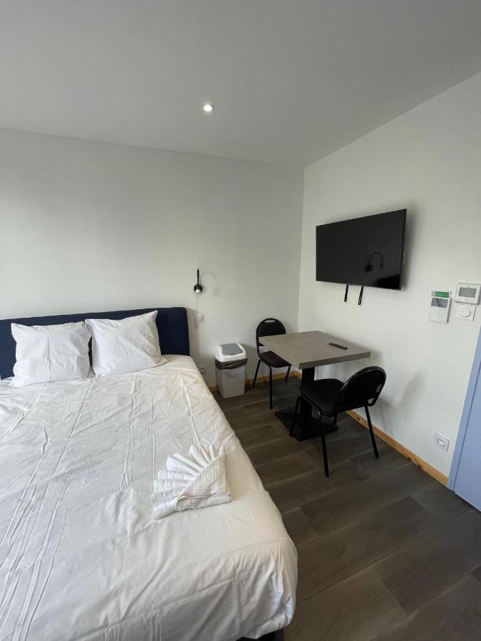 Le Salvador - De 18m2 A 44m2 Apartment *