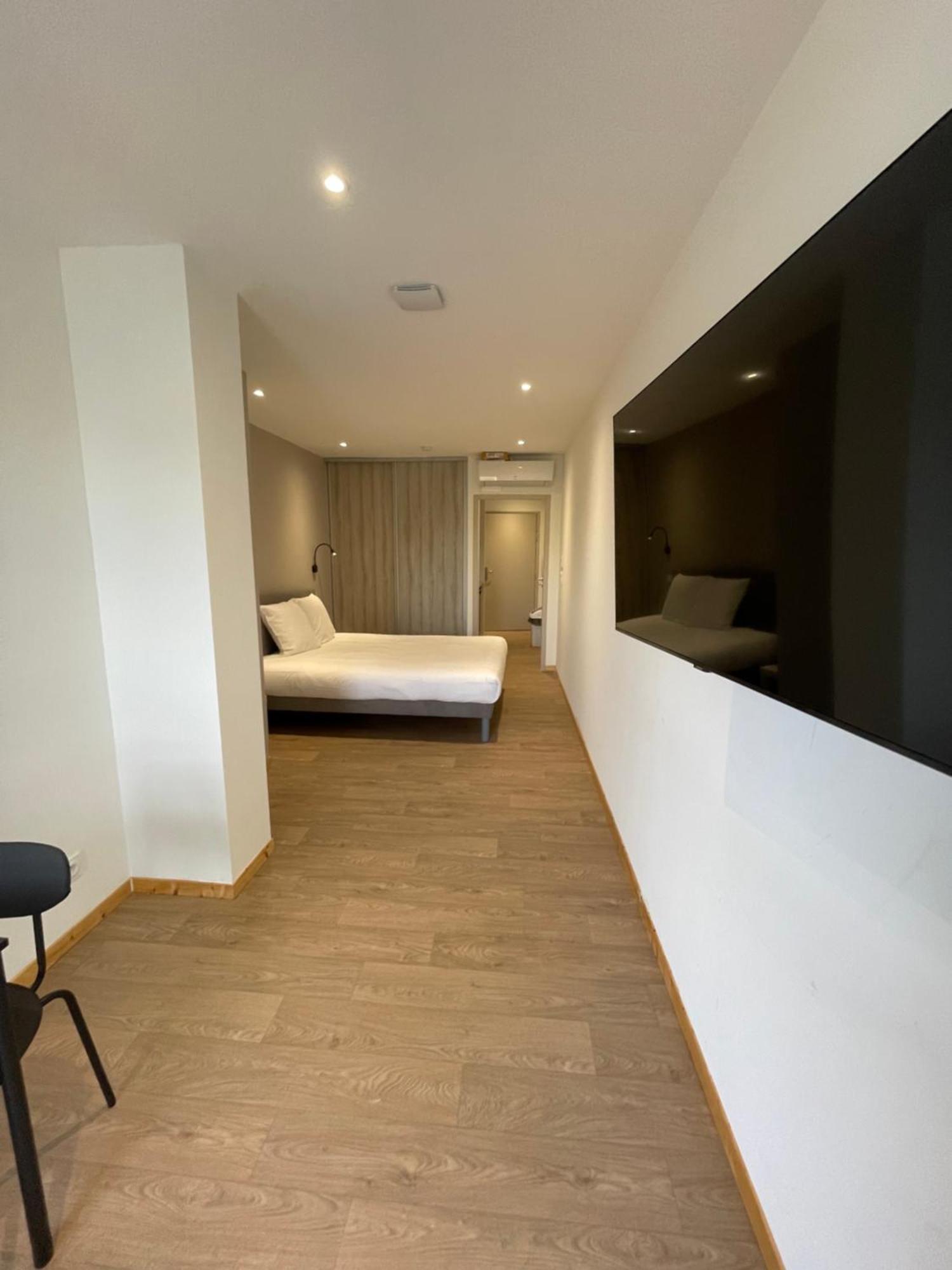 Le Salvador - De 18m2 A 44m2 Apartment La Talaudiere